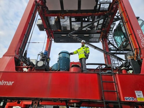 Kalmar KMS Reima Reinvall on Strad