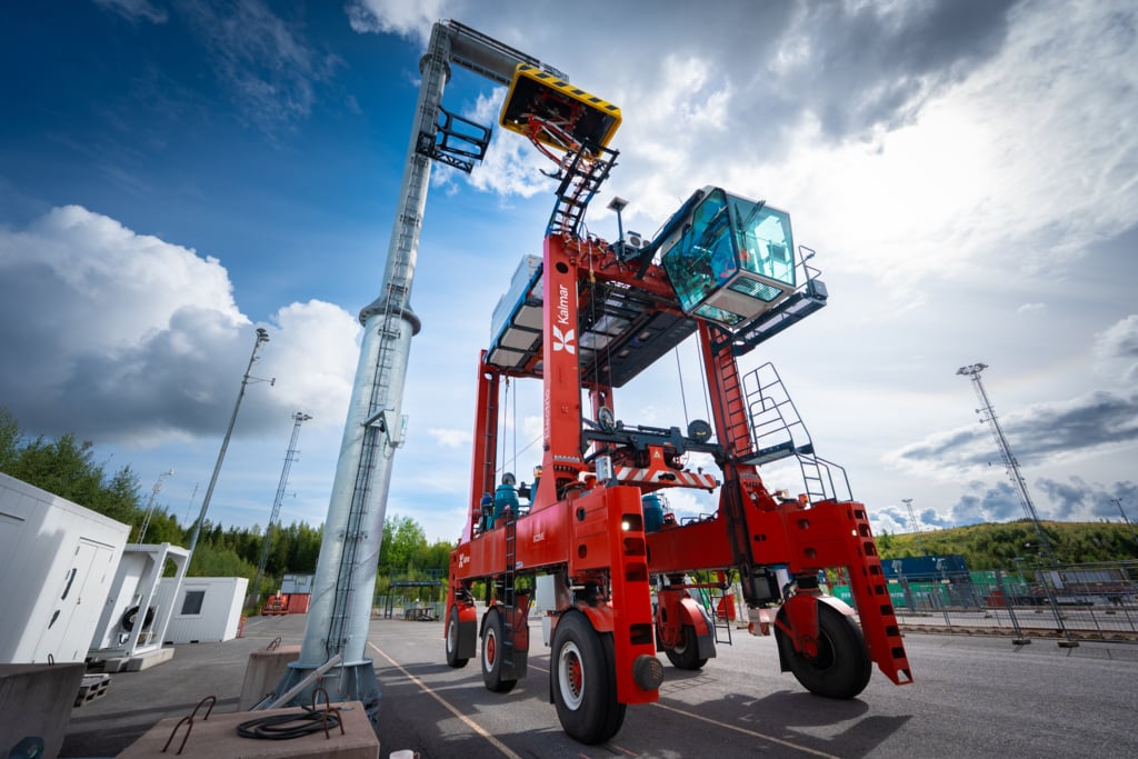 Kalmar Electric Straddle Carrier_Tampere 2025 (5)